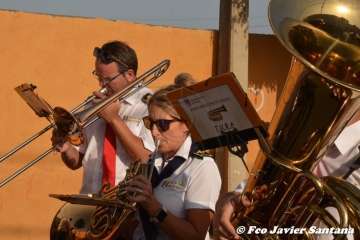 El Caracol despide sus fiestas con procesión y espectáculo musical (Foto Francisco Javier Santana)